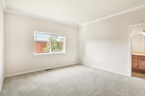 Tiny photo for 3916 SW Sam Snead Court, Redmond, OR 97756 (MLS # 220227357)