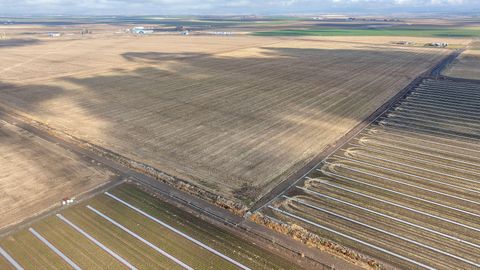 Tiny photo for 3066 NW Pacific Drive, Madras, OR 97741 (MLS # 220212528)