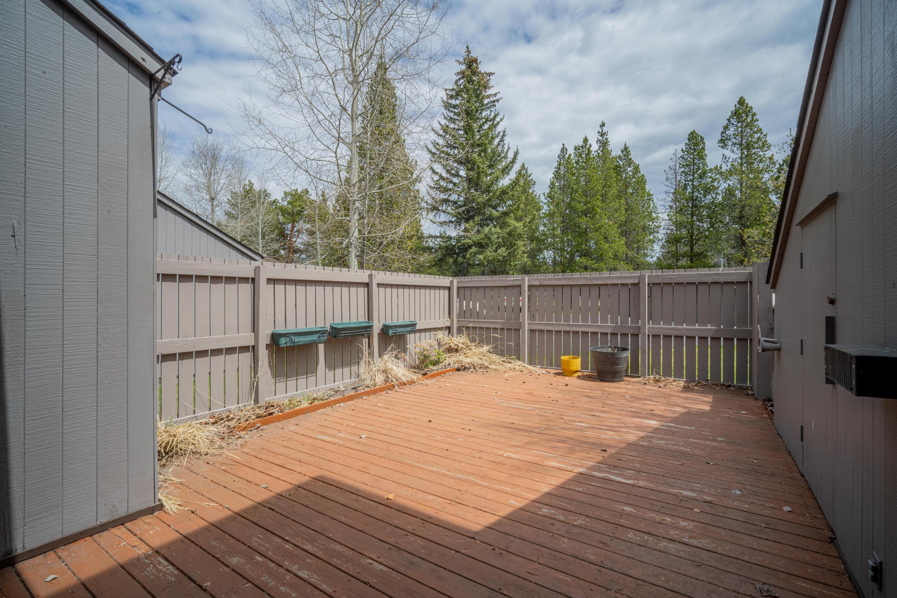 Meadow House - Residential