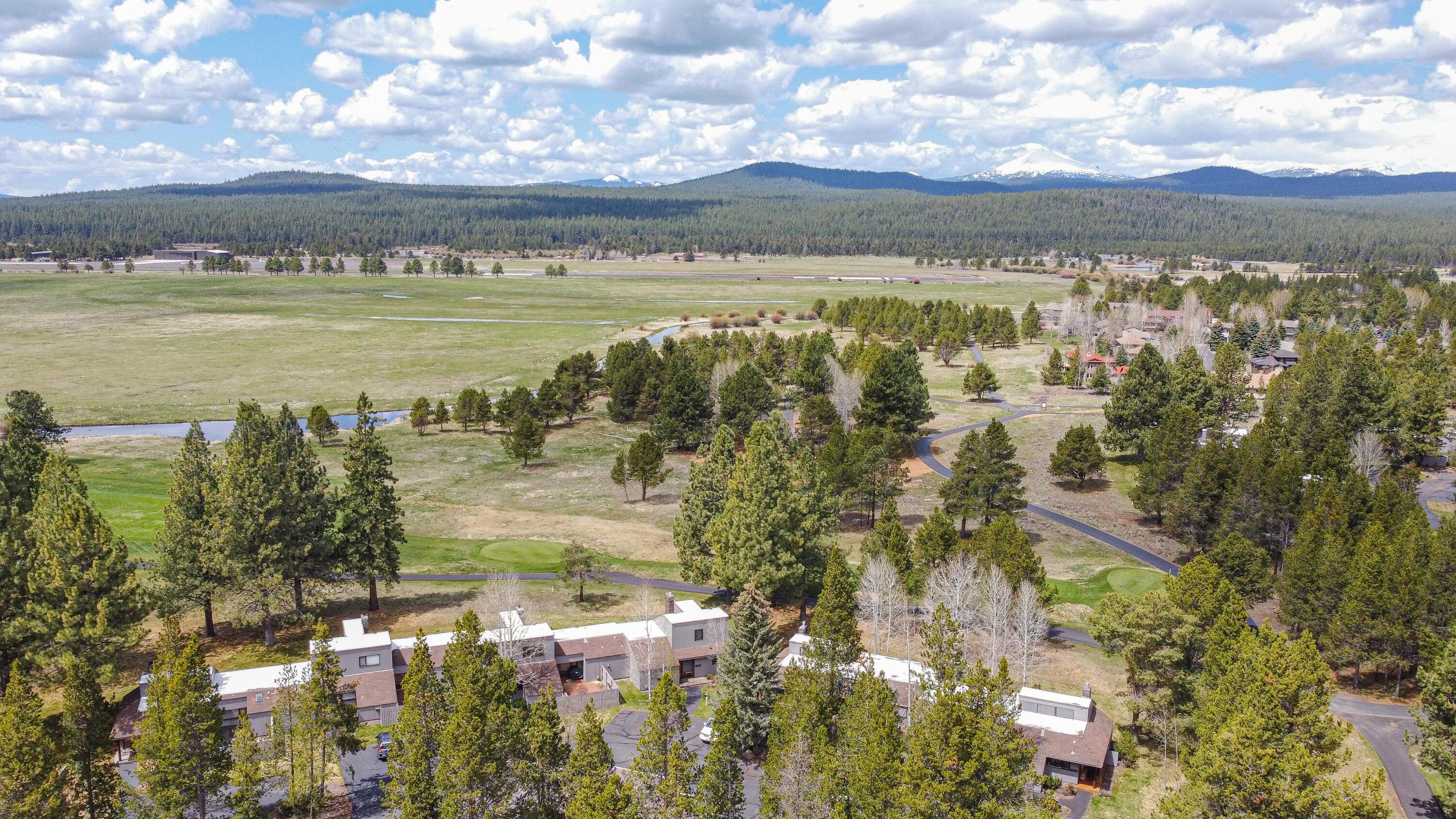 Meadow House - Residential