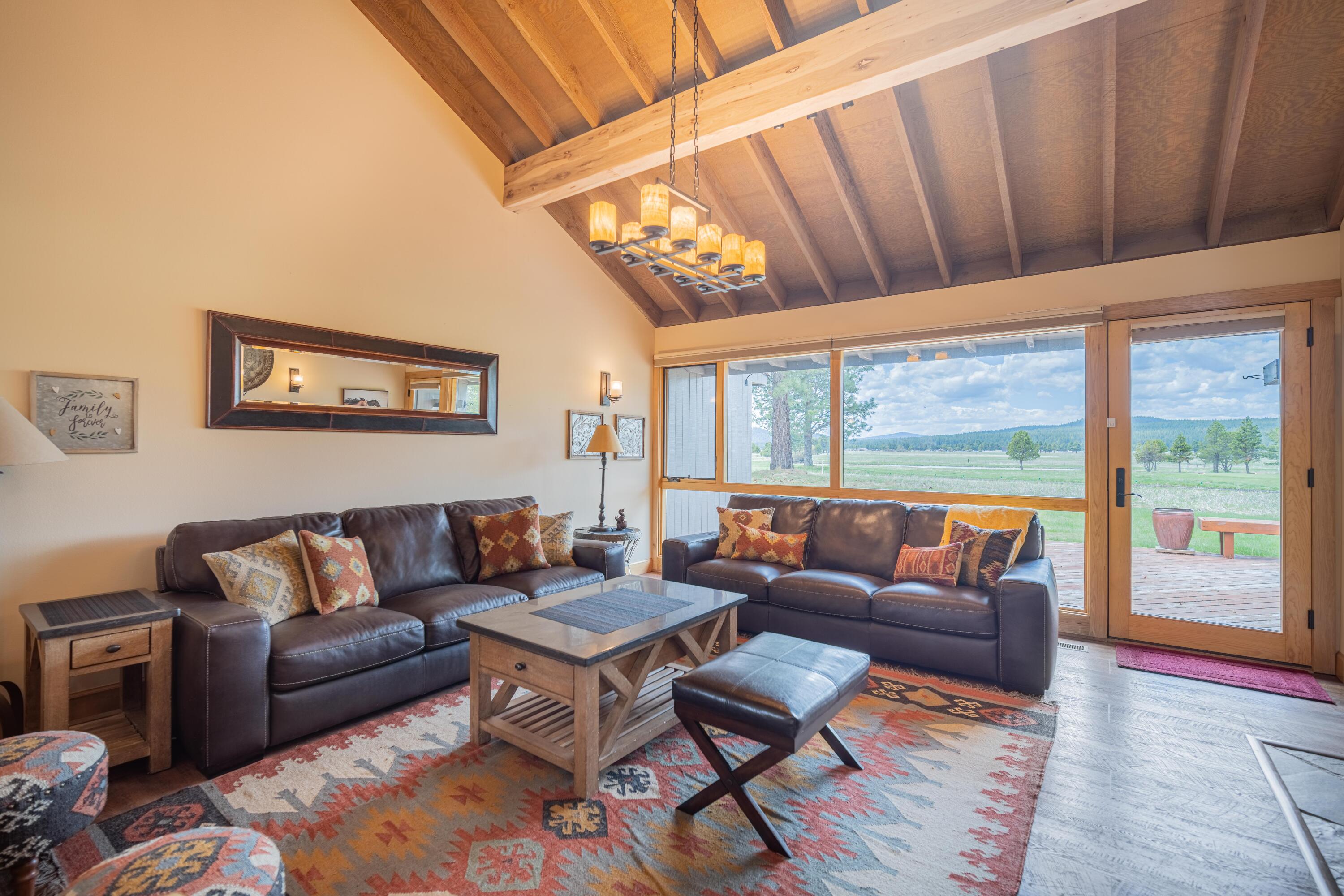 Meadow House - Residential