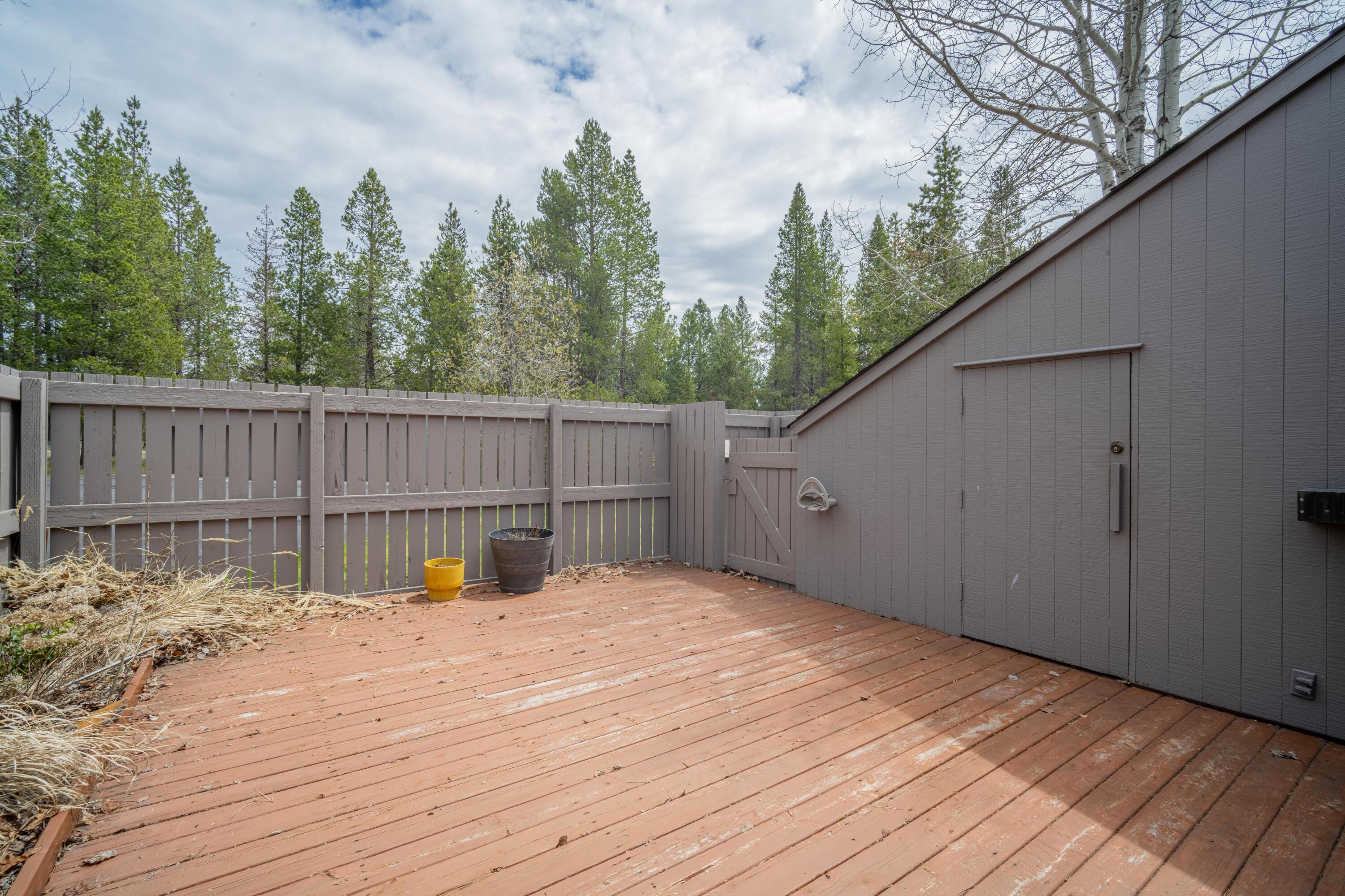 Meadow House - Residential