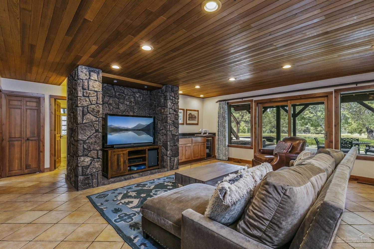 Woodside Ranch - Residential