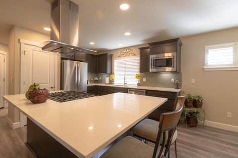 Tiny photo for 3163 NE Delmas Street, Bend, OR 97701 (MLS # 220215629)