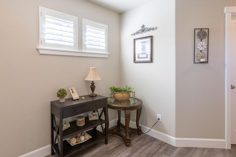 Tiny photo for 3163 NE Delmas Street, Bend, OR 97701 (MLS # 220215629)