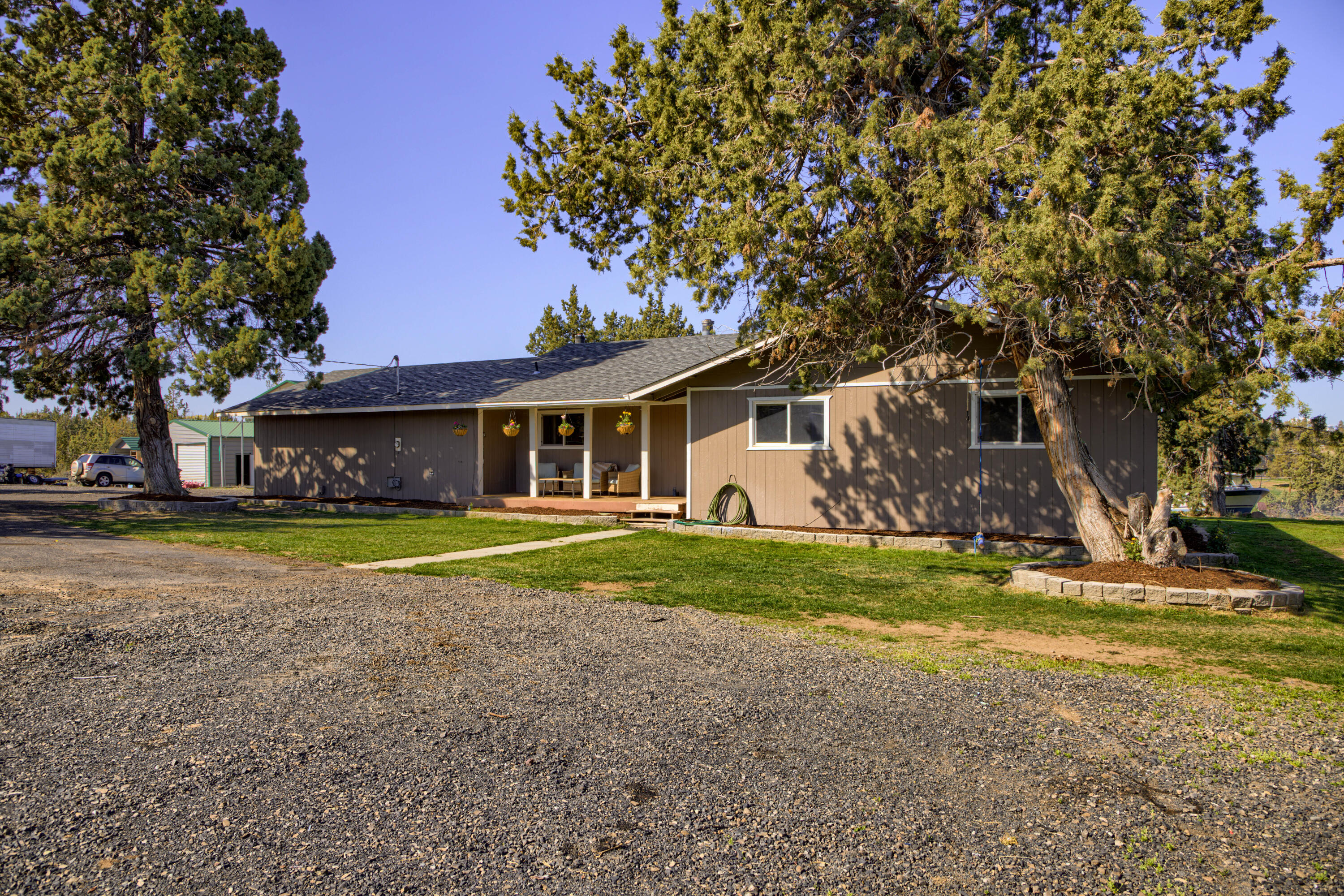 2601 NW Rimrock Lane 3