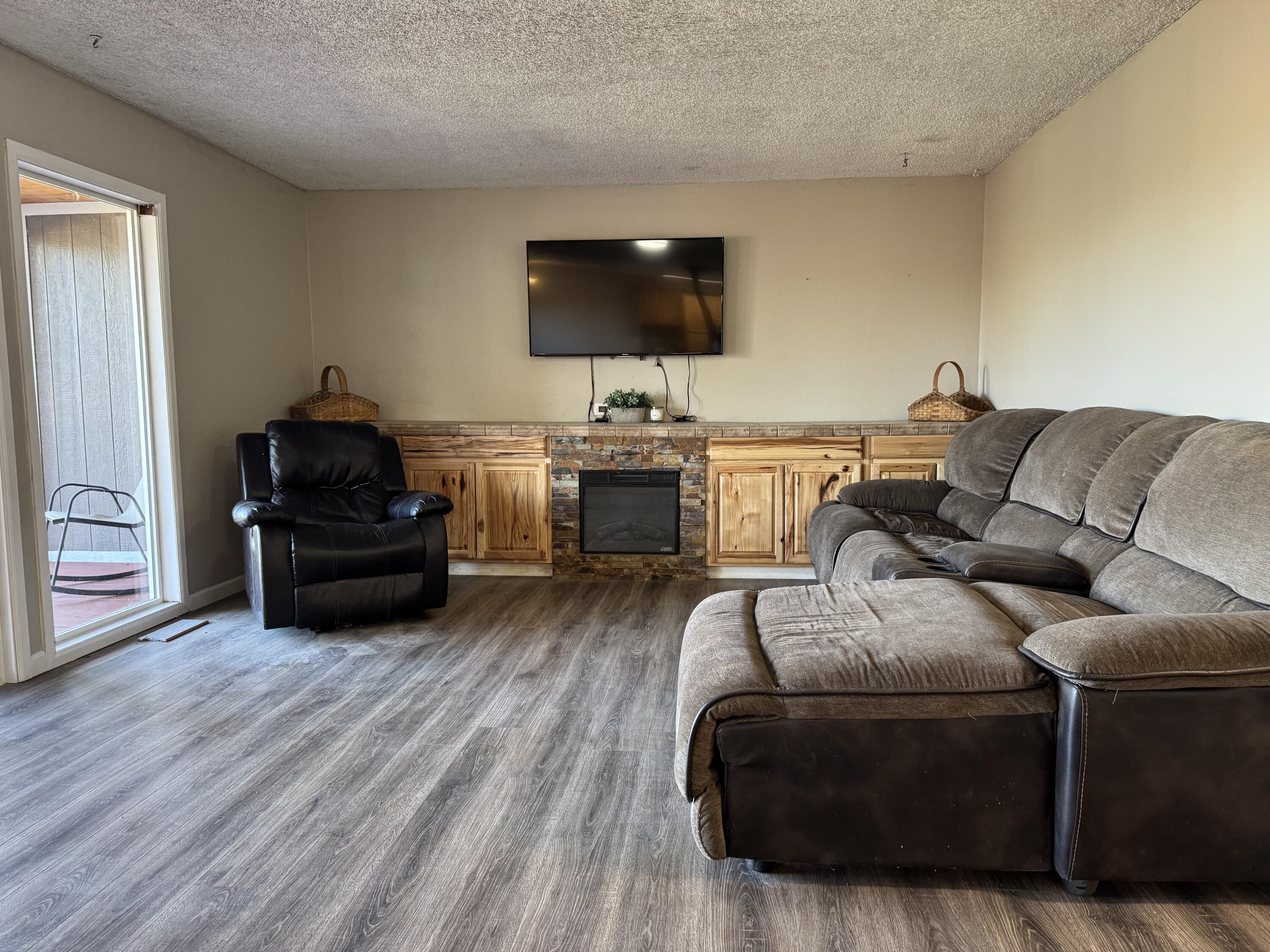 Rimrock West Estate - Residential