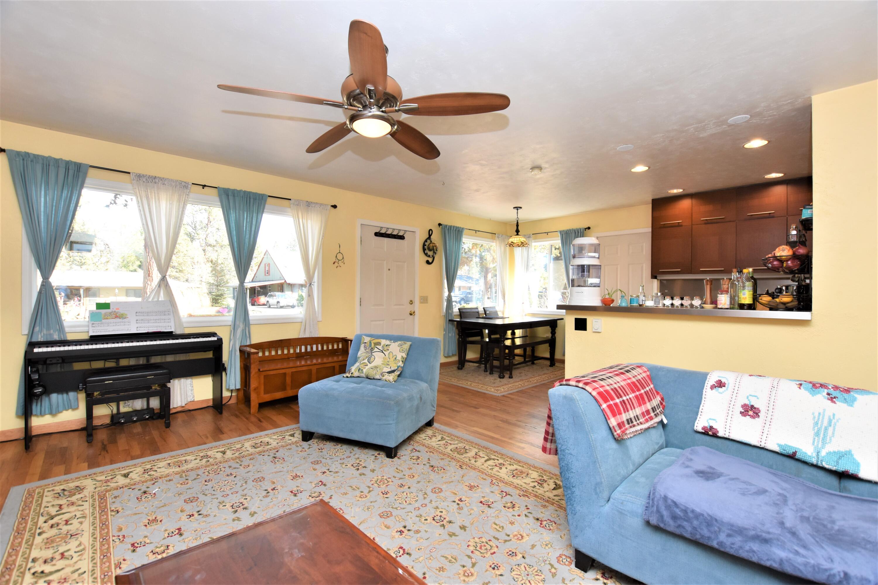 1st Addition Bend Pk - Residential