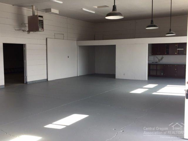 CLAR - Commercial Sale