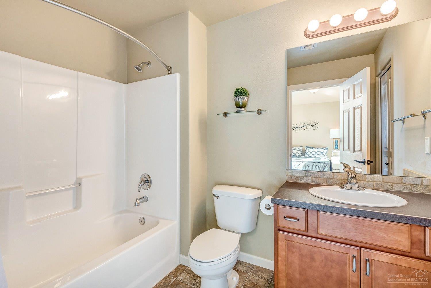 Jonahs Landing - Residential