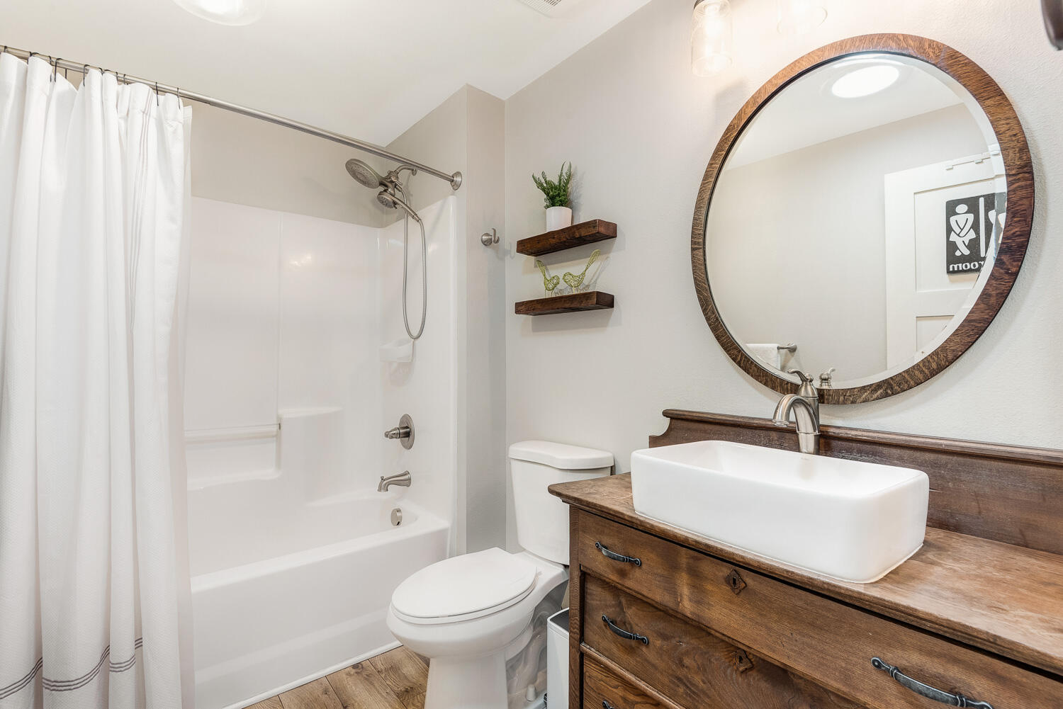 Forked Horn Estate - Residential