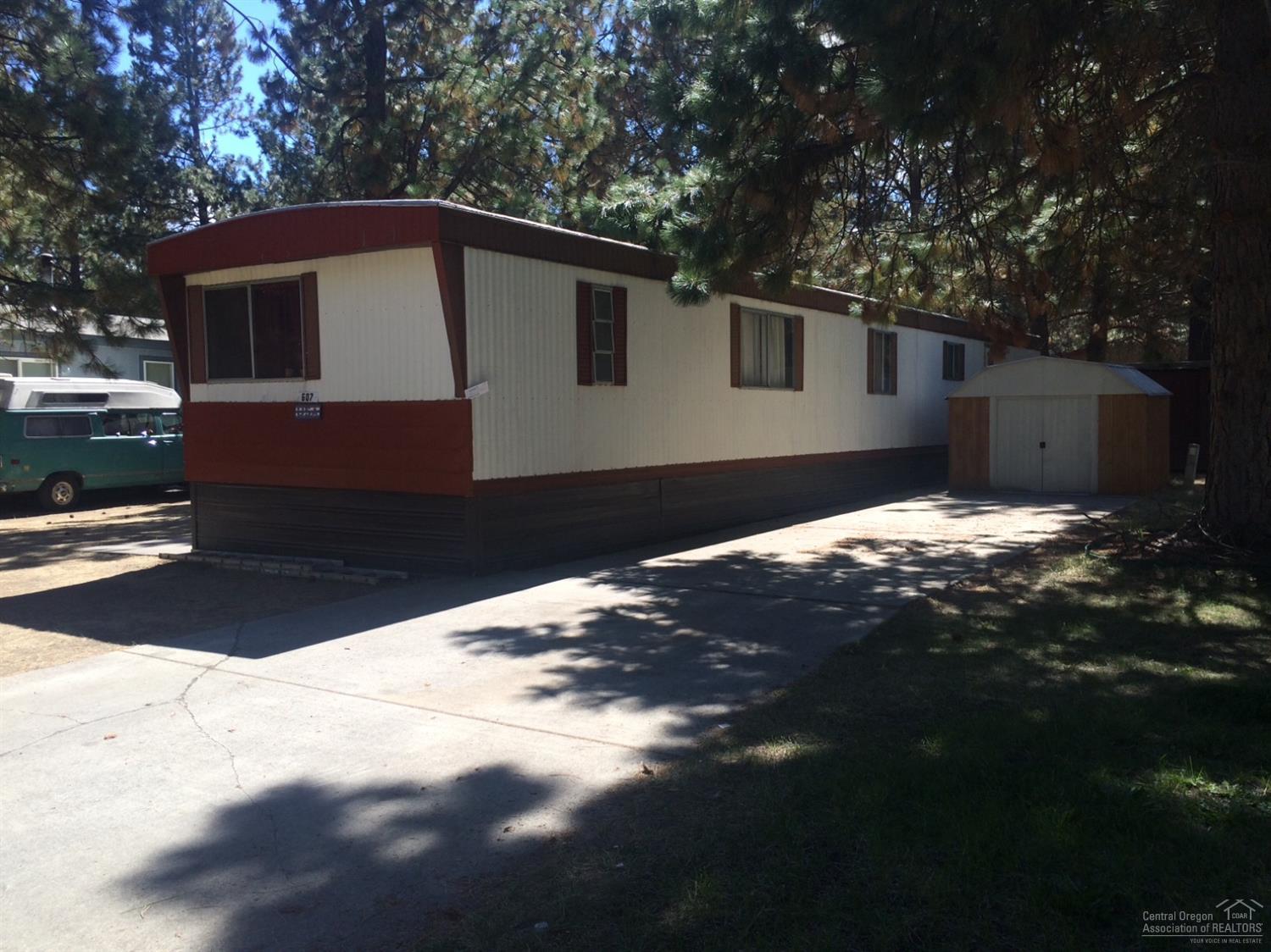 The Pines - Residential