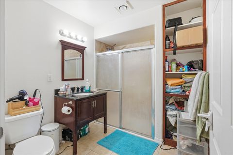 Tiny photo for 171 Mellecker Way, Medford, OR 97501 (MLS # 220215373)