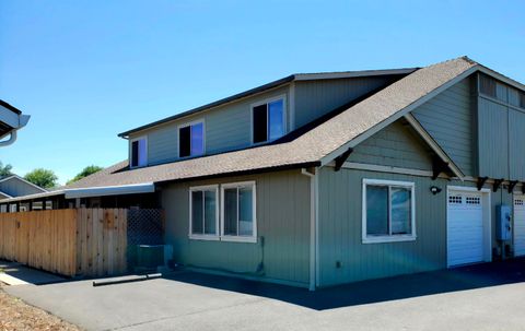 Tiny photo for 171 Mellecker Way, Medford, OR 97501 (MLS # 220215373)