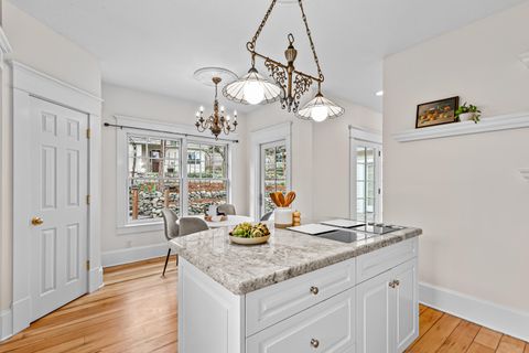 Tiny photo for 283 High Street, Ashland, OR 97520 (MLS # 220215520)