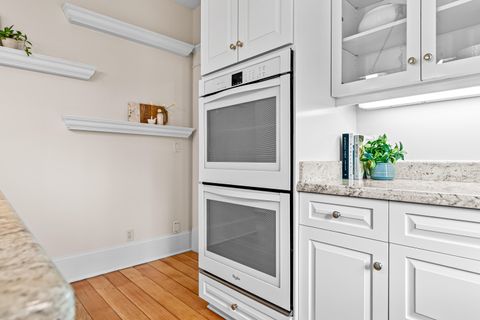 Tiny photo for 283 High Street, Ashland, OR 97520 (MLS # 220215520)