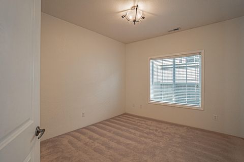 Tiny photo for 3749 Sherwood Park Drive, Medford, OR 97504 (MLS # 220213878)