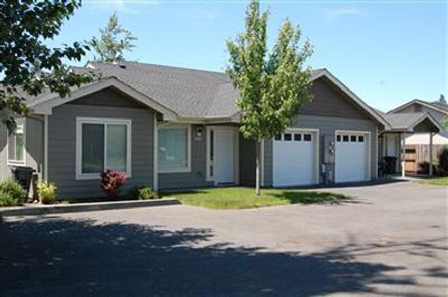 Great investment opportunity! Each unit has a slightly different floorplan. Both are 2bd/2ba, laundry inside, & 1 car garages. Grat kitchens w/granit counter tops & beautiful cabinetry. Located on a flag lot, close to the hospital, shopping & downtown services. Unit rents for $750/month. This is a short sale - subject to third party approval - price based on recent sale of another duplex on Marion.