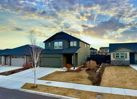 2522 NW Hemlock Way Redmond OR 97756