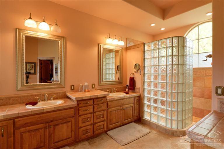 Skyliner Summit - Residential