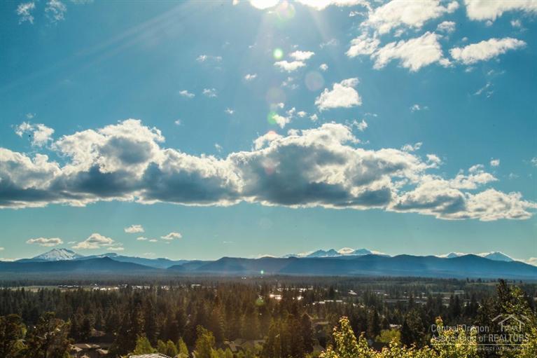 Skyliner Summit - Residential