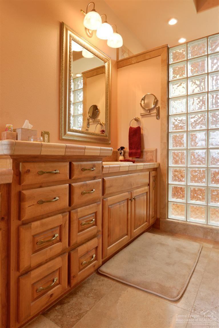 Skyliner Summit - Residential