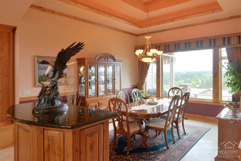 Skyliner Summit - Residential