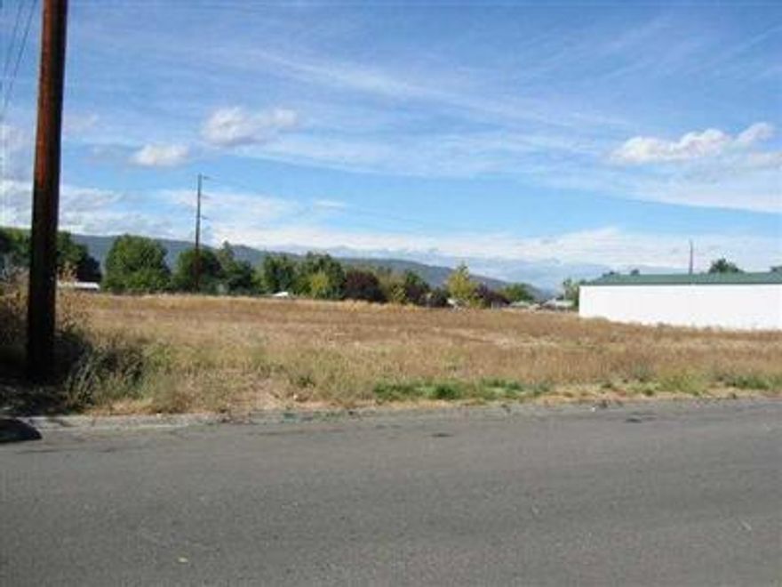 Located in Medford's premier industrial park, which is on Hwy 238 and readily accessible to Interstate 5. Tax lot 127 is in the process of being broken up into three separate parcels (click view documents). You may purchase one, two or all of the parcels. The entire property is well suited to accommodate a complex of offices, warehouses and light industrial shops. Reservations will be accepted pending city approval of the portioning.