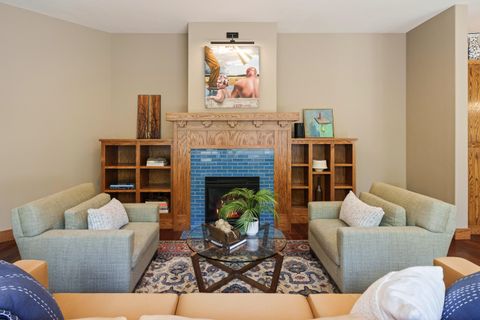 Tiny photo for 2322 NW High Lakes Loop, Bend, OR 97703 (MLS # 220219534)