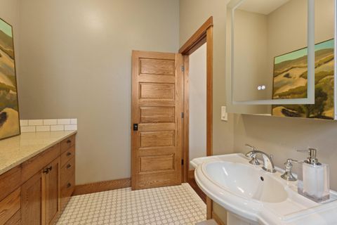 Tiny photo for 2322 NW High Lakes Loop, Bend, OR 97703 (MLS # 220219534)