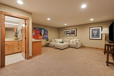 Tiny photo for 2322 NW High Lakes Loop, Bend, OR 97703 (MLS # 220219534)