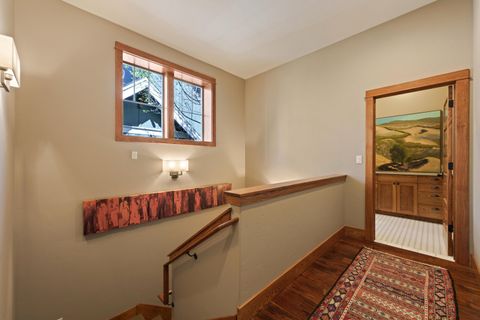 Tiny photo for 2322 NW High Lakes Loop, Bend, OR 97703 (MLS # 220219534)