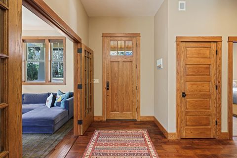 Tiny photo for 2322 NW High Lakes Loop, Bend, OR 97703 (MLS # 220219534)