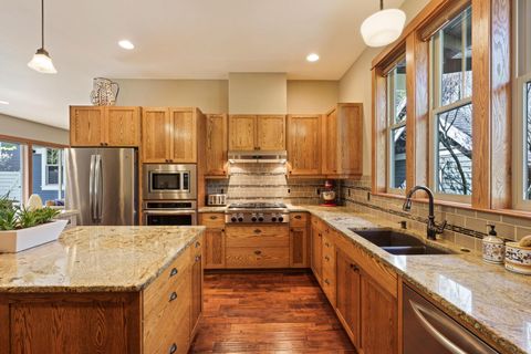 Tiny photo for 2322 NW High Lakes Loop, Bend, OR 97703 (MLS # 220219534)