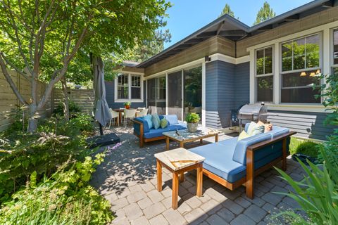 Tiny photo for 2322 NW High Lakes Loop, Bend, OR 97703 (MLS # 220219534)