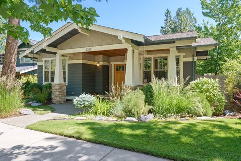 Tiny photo for 2322 NW High Lakes Loop, Bend, OR 97703 (MLS # 220219534)