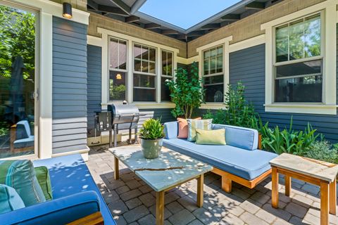 Tiny photo for 2322 NW High Lakes Loop, Bend, OR 97703 (MLS # 220219534)