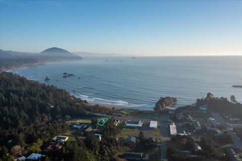 Tiny photo for 610 Deady Street, Port Orford, OR 97465 (MLS # 220219280)