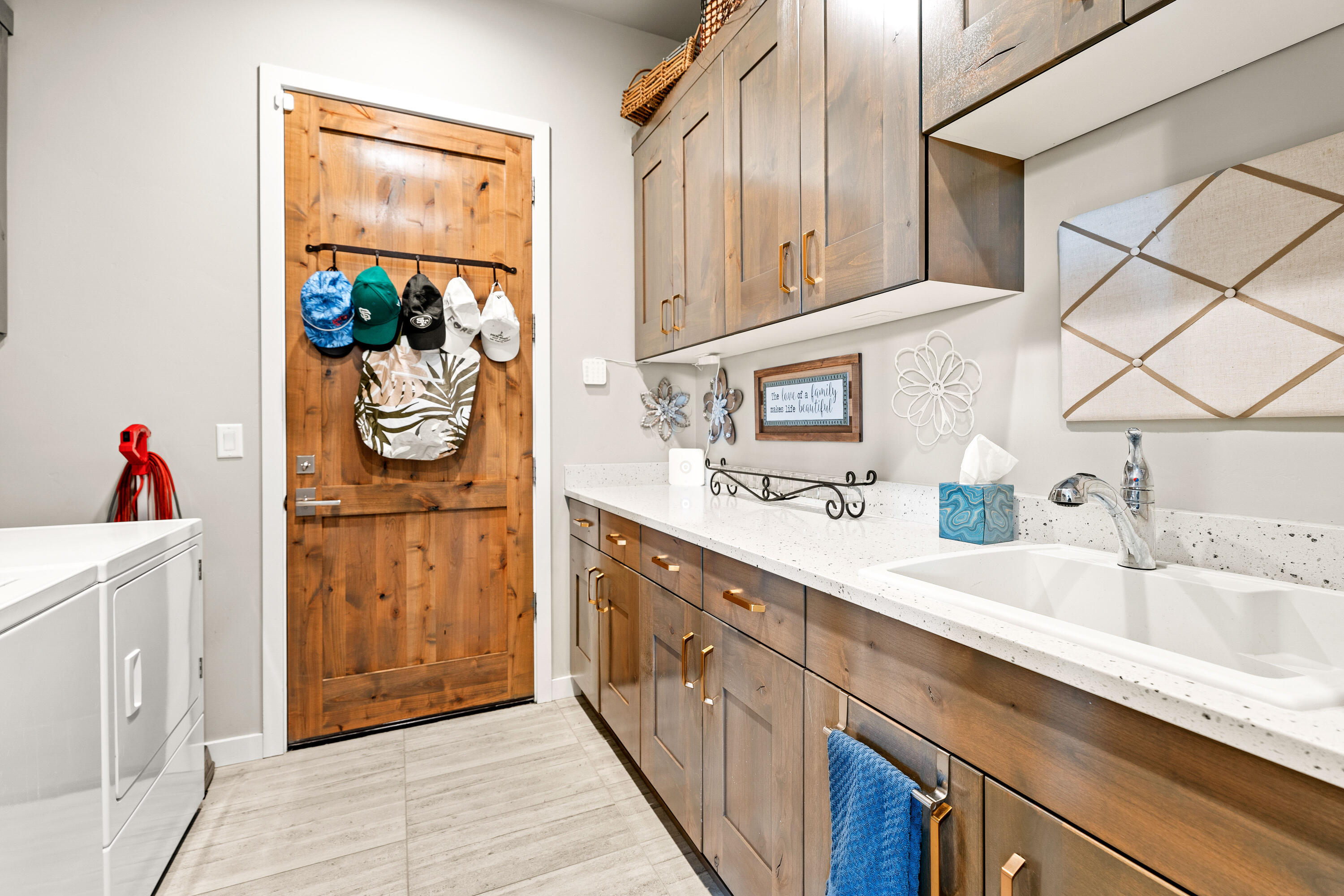 1925 Townhomes - Residential