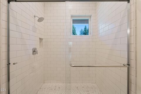 Tiny photo for 60255 Sunset View Drive, Bend, OR 97702 (MLS # 220222651)