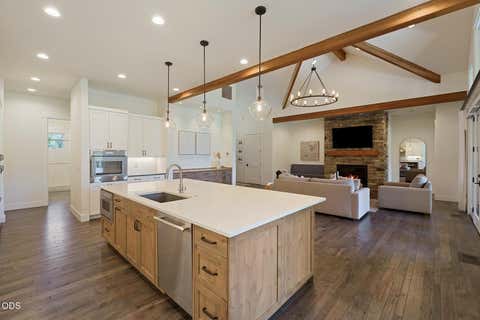 Tiny photo for 60255 Sunset View Drive, Bend, OR 97702 (MLS # 220222651)