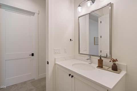 Tiny photo for 60255 Sunset View Drive, Bend, OR 97702 (MLS # 220222651)