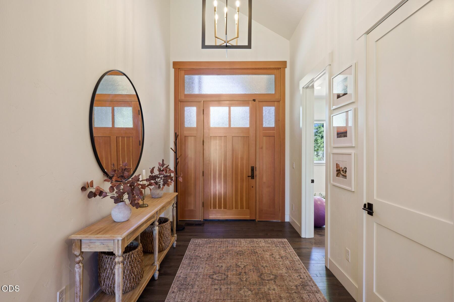 60255 Sunset View Drive