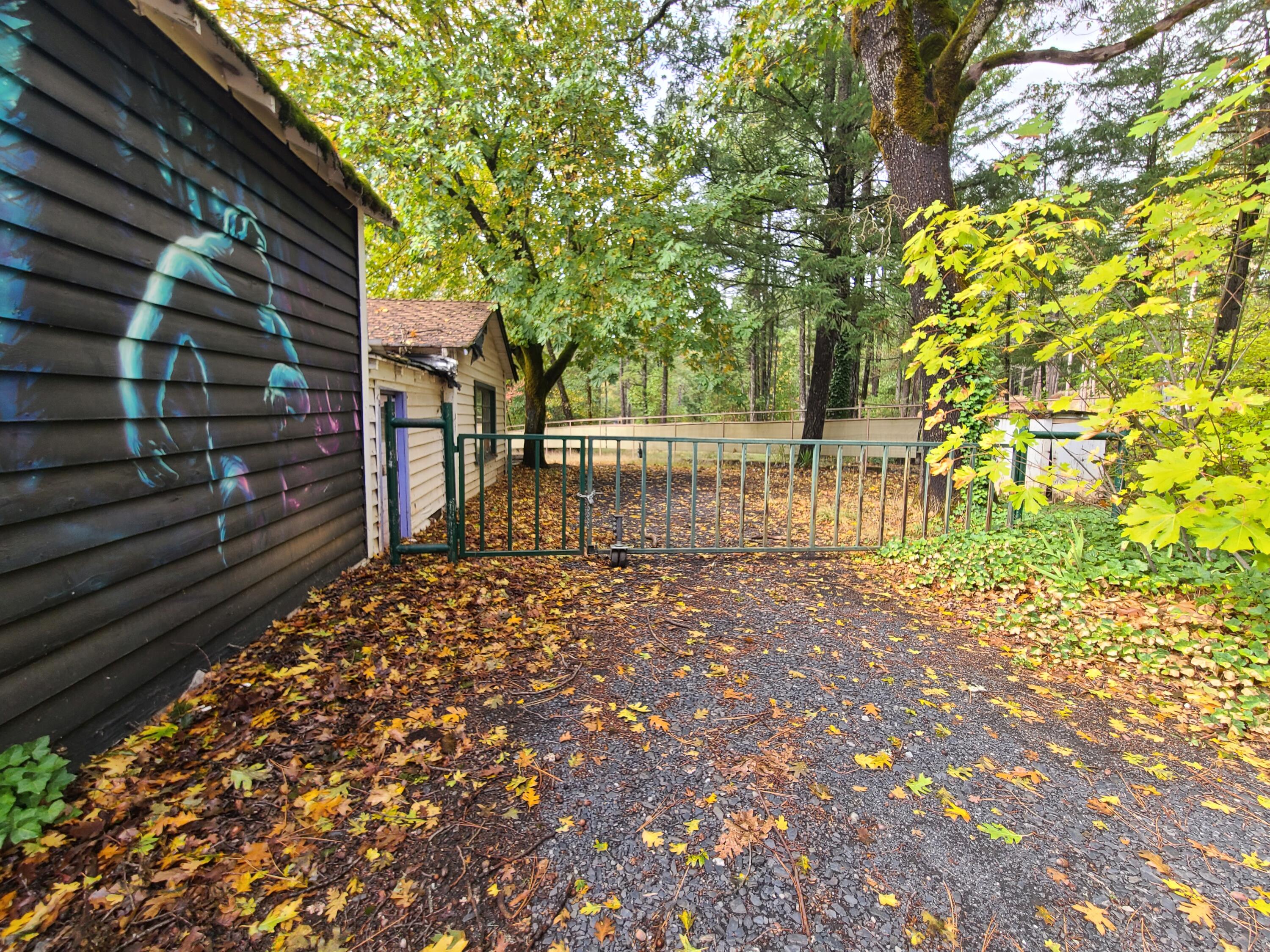 Cave Junction - Residential