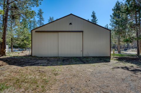 Tiny photo for 16506 Sprague Loop, La Pine, OR 97739 (MLS # 220199497)