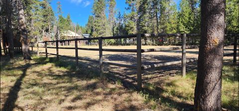Tiny photo for 16506 Sprague Loop, La Pine, OR 97739 (MLS # 220199497)