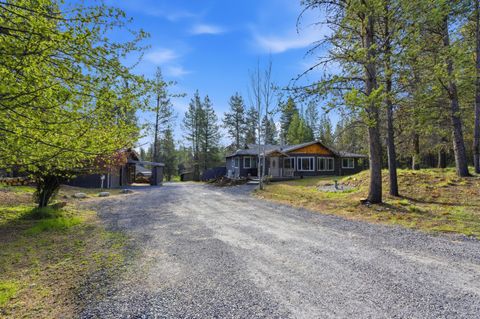 Tiny photo for 16506 Sprague Loop, La Pine, OR 97739 (MLS # 220199497)