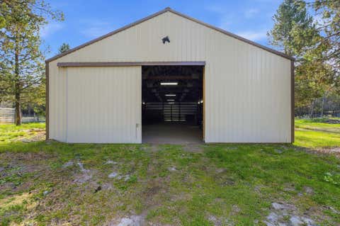 Tiny photo for 16506 Sprague Loop, La Pine, OR 97739 (MLS # 220199497)