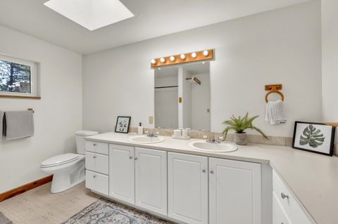 Tiny photo for 16506 Sprague Loop, La Pine, OR 97739 (MLS # 220199497)