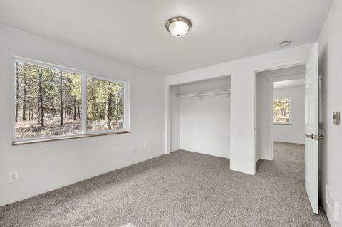 Tiny photo for 16506 Sprague Loop, La Pine, OR 97739 (MLS # 220199497)